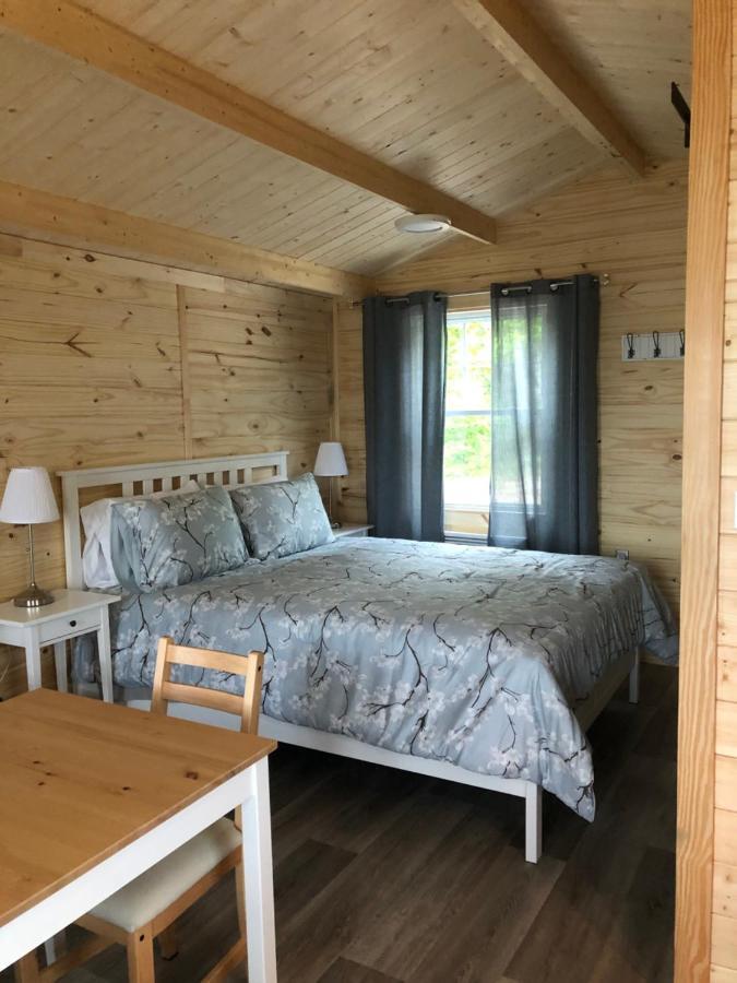 Les Chalets De La Colline Inc Baie-Sainte-Catherine Exterior foto